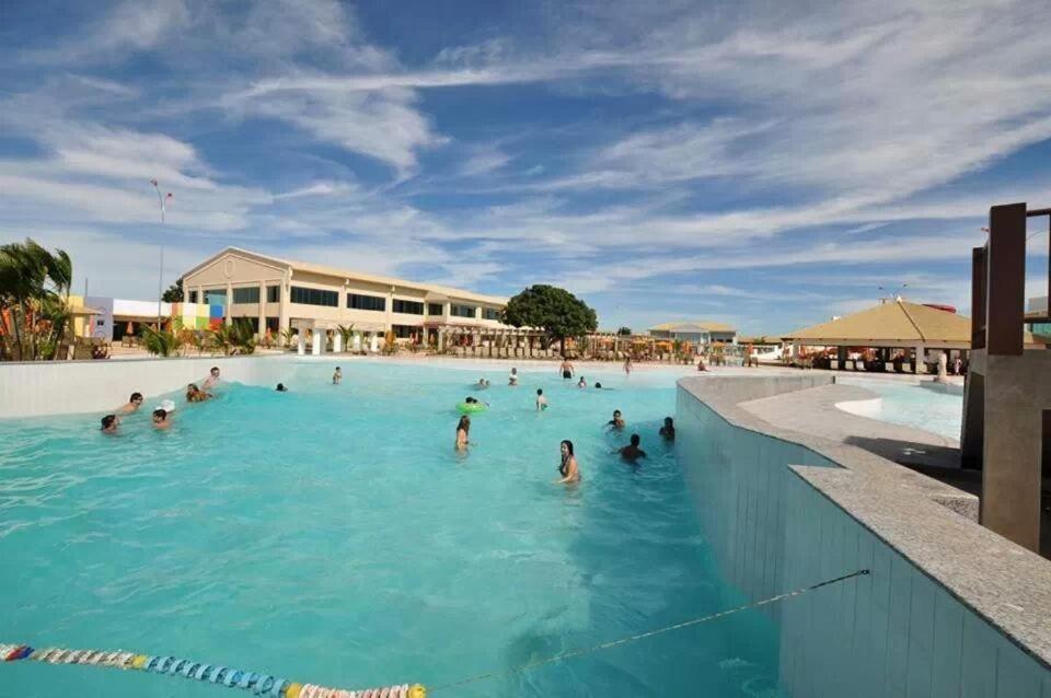 Thermas Lacqua Diroma Com Piscina De Ondas Gratis 24Horas 카우다스노바스 외부 사진