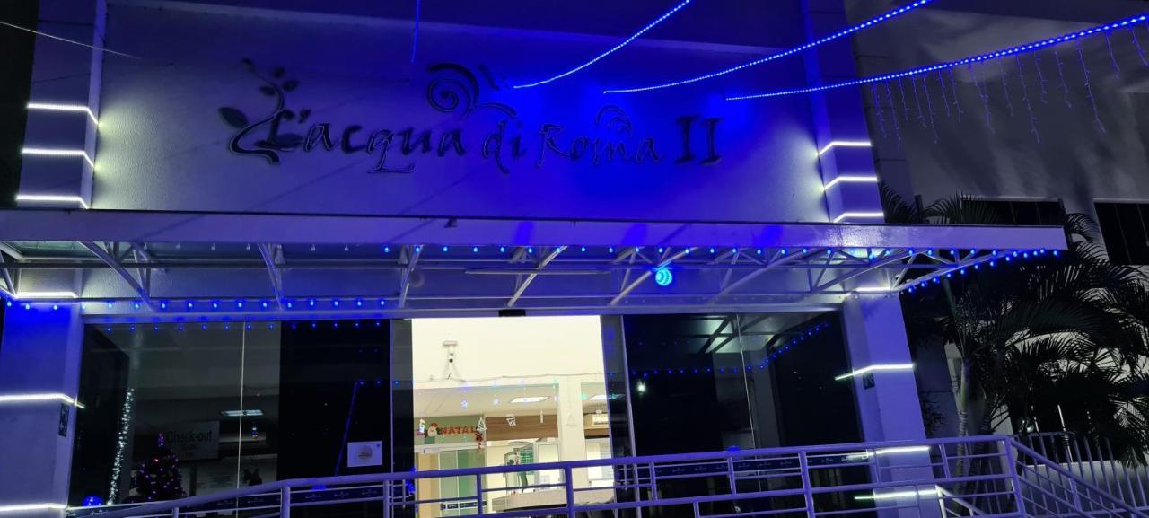 Thermas Lacqua Diroma Com Piscina De Ondas Gratis 24Horas 카우다스노바스 외부 사진